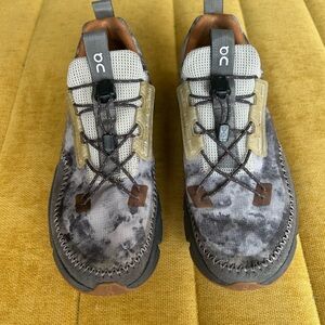 On Running Women’s Smoky Quartz Sneakers